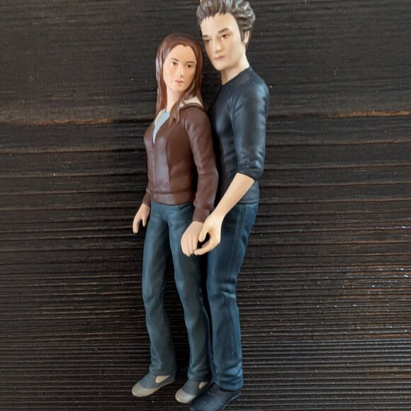 Hallmark Keepsake Twilight Saga Edward & Bella 2010 Christmas Ornament New - Picture 4 of 4